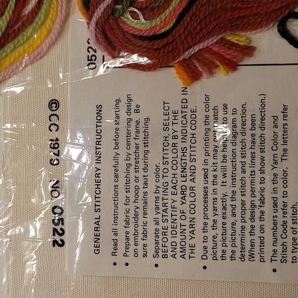 Crewel Embroidery Kit NEW - Picture 6 of 6